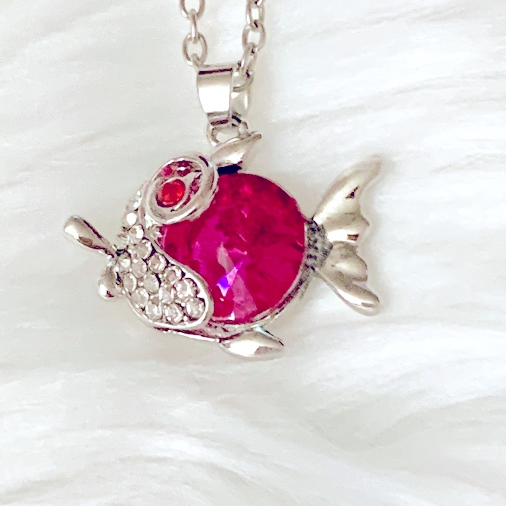 💎💎Pink Fish Pendant Necklace